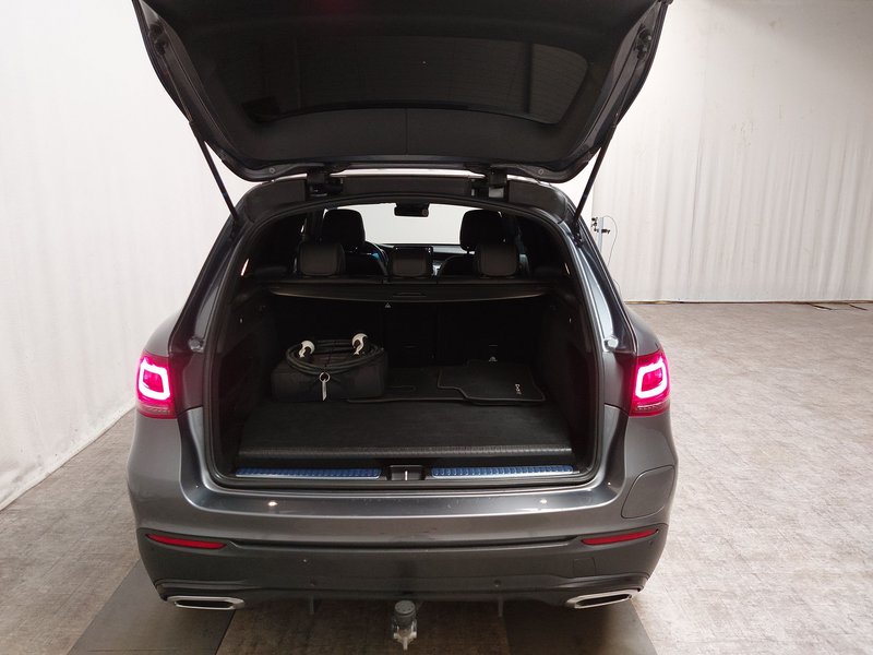Mercedes-Benz GLC 300 de 4MATIC automatik AMG Line • ACC • digitalni instrumenti — 17