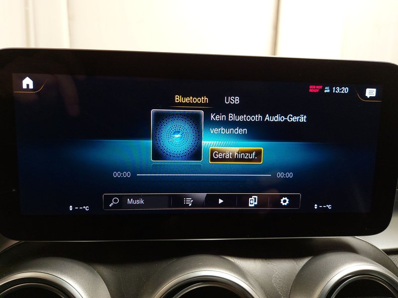 Mercedes-Benz GLC 300 de 4MATIC automatik AMG Line • ACC • digitalni instrumenti — 21