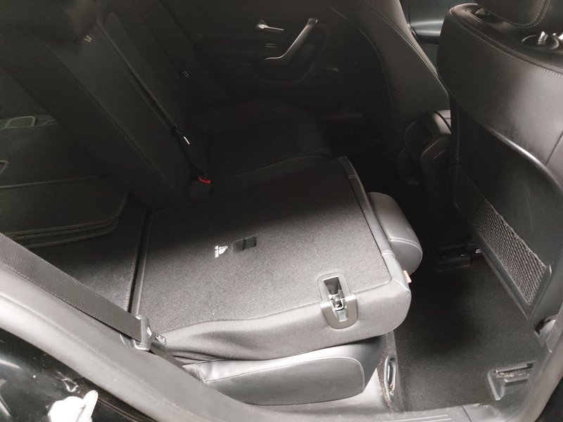 Mercedes-Benz CLA 200 d Shooting Brake automatik Progressive • ACC — 11