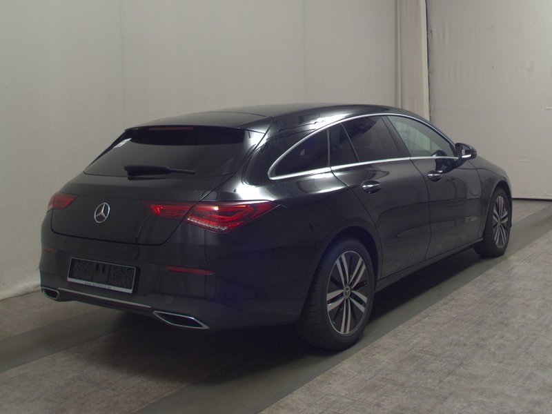 Mercedes-Benz CLA 200 d Shooting Brake automatik Progressive • ACC — 4
