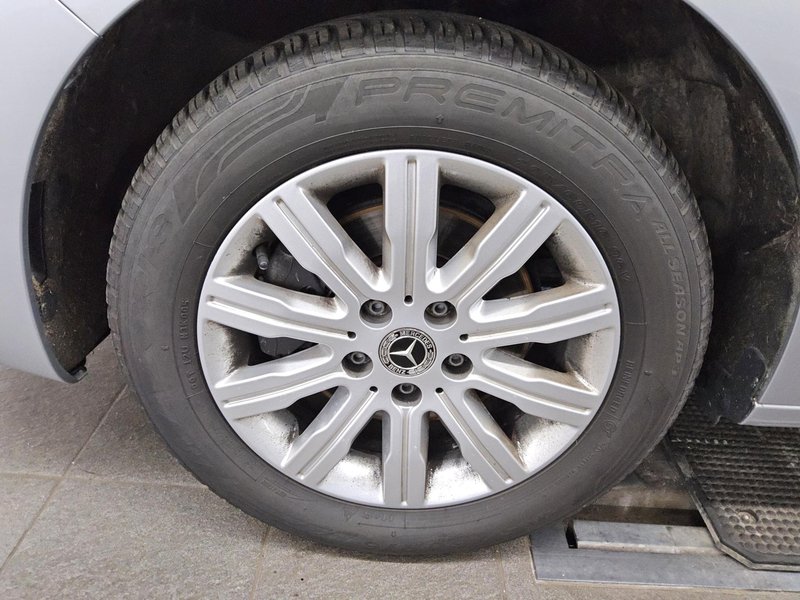 Mercedes-Benz T 180 d Progressive • bežično punjenje • Full LED — 10