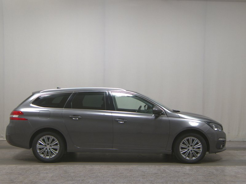 Peugeot 308 SW 1.5 BlueHDI automatik Allure • ACC • LED