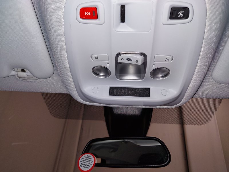 Peugeot 308 SW 1.5 BlueHDI automatik Allure • ACC • LED — 13