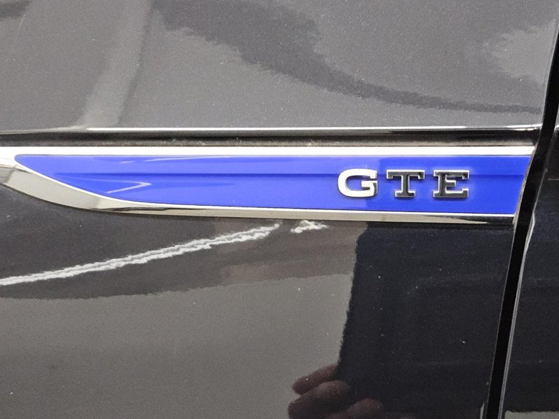 Volkswagen Passat Variant GTE 1.4 TSI automatik • ACC • LED — 12