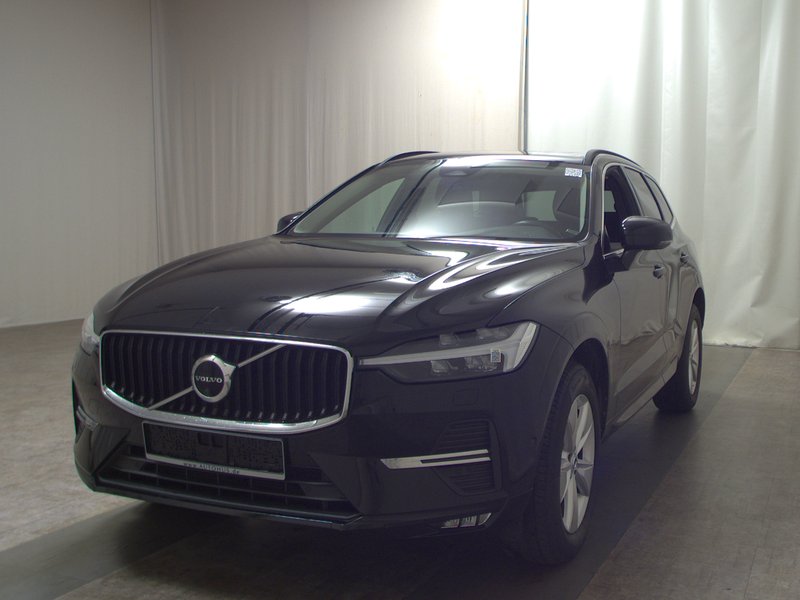 Volvo XC60 B4 D Momentum Pro automatik • panorama • LED — 2