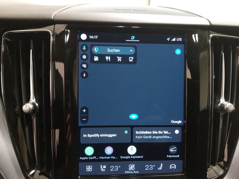 Volvo XC60 B4 D Momentum Pro automatik • panorama • LED — 21