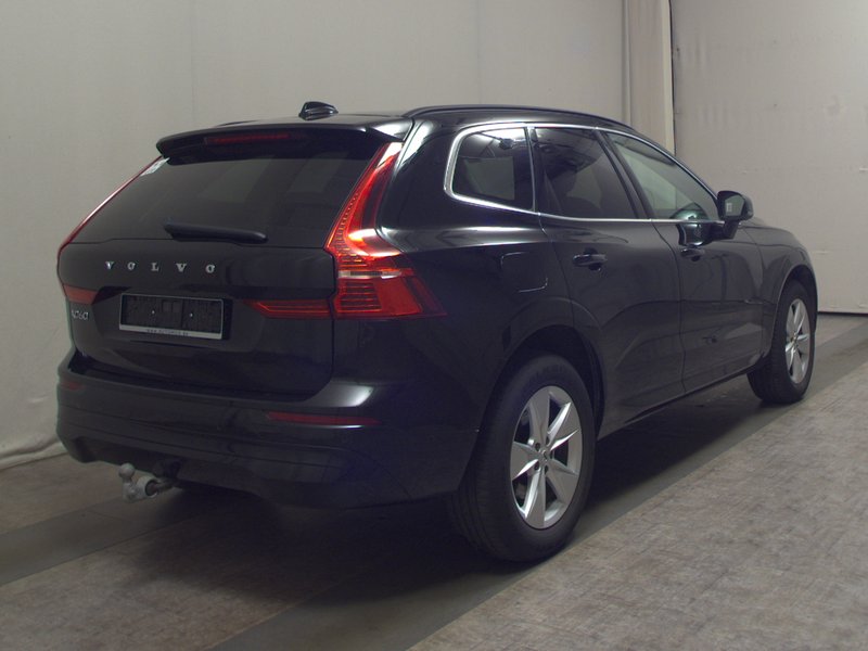 Volvo XC60 B4 D Momentum Pro automatik • panorama • LED — 4