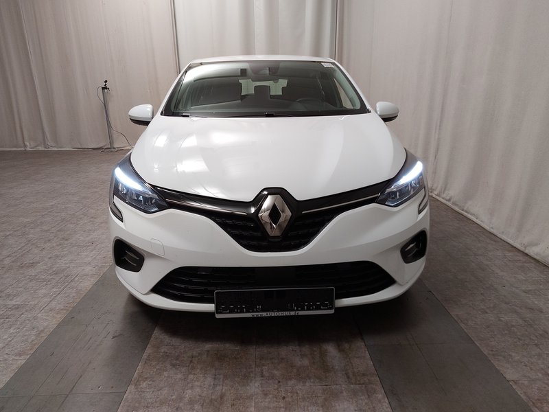 Renault Clio TCe • Full LED — 9