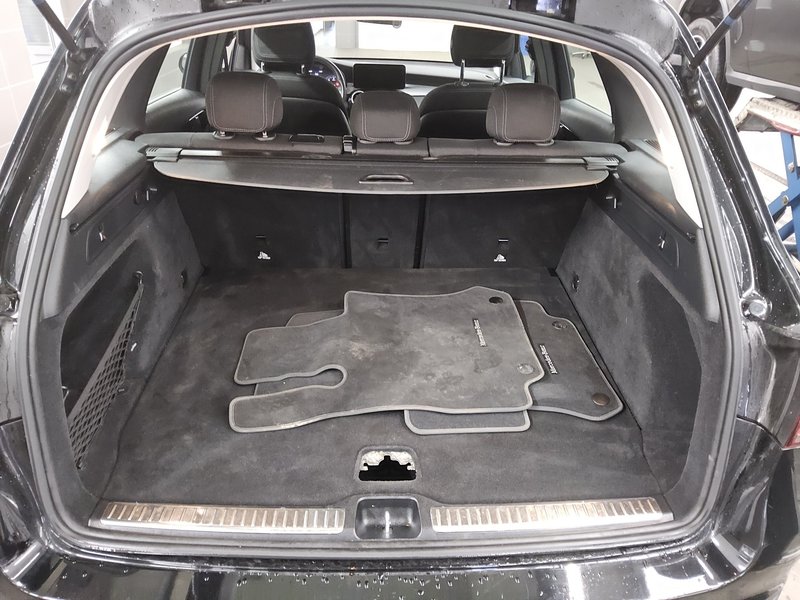 Mercedes-Benz GLC 220 d 4MATIC automatik • LED — 11