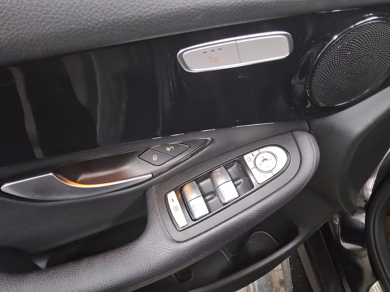 Mercedes-Benz GLC 220 d 4MATIC automatik • LED — 9