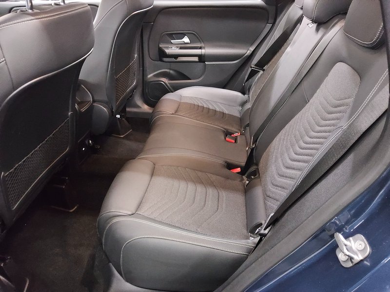 Mercedes-Benz B 200 d automatik • AHK • Full LED — 13
