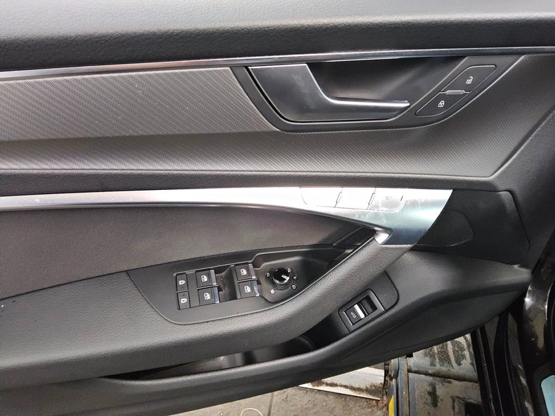 Audi A6 Avant 55 TFSI automatik quattro sport • ACC • Full LED — 9