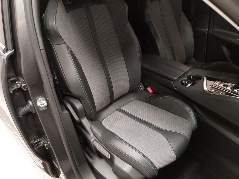 Peugeot 5008 1.5 BlueHDi automatik 130 Allure • Full LED • digitalni instrumenti — 10