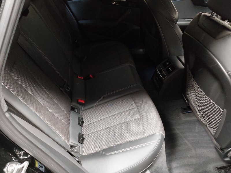 Audi A4 Avant 40 TDI quattro automatik S line • Full LED • digitalni instrumenti — 12
