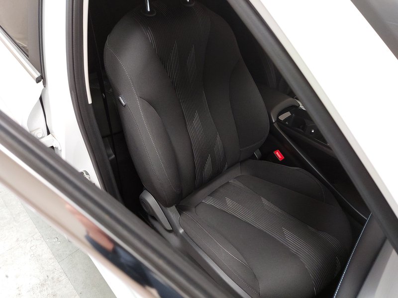 MG MG5 Electric Comfort • ACC • Full LED — 10