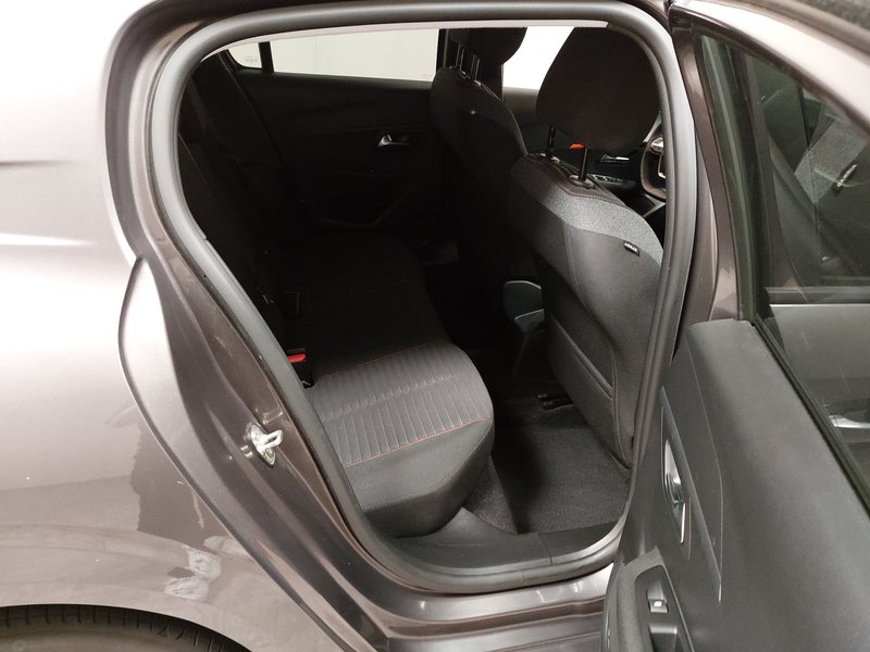 Peugeot 208 1.2 PureTech • 360° kamera • digitalni instrumenti — 12