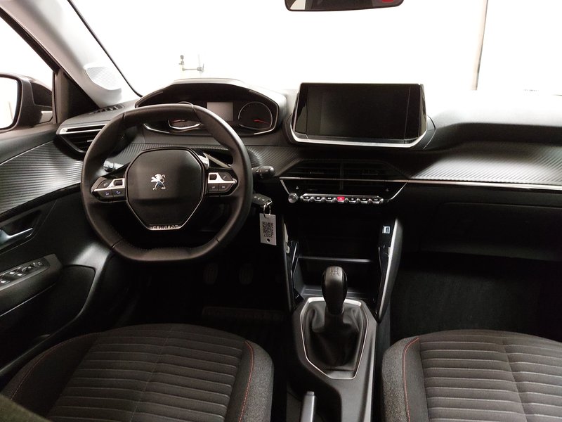 Peugeot 208 1.2 PureTech • 360° kamera • digitalni instrumenti — 17