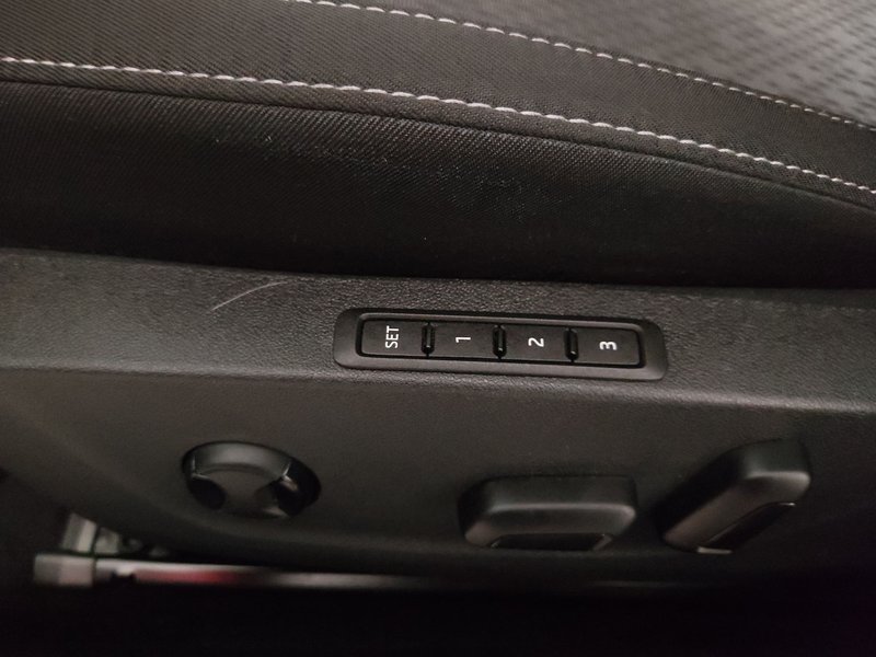 Škoda Octavia Kombi 1.4 TSI iV automatik Style • HUD • Full LED — 15