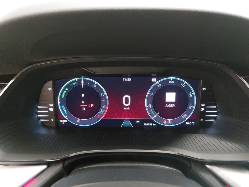 Škoda Octavia Kombi 1.4 TSI iV automatik Style • HUD • Full LED — 21