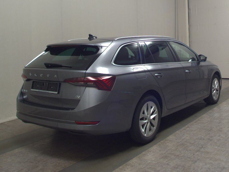 Škoda Octavia Kombi 1.4 TSI iV automatik Style • HUD • Full LED — 4