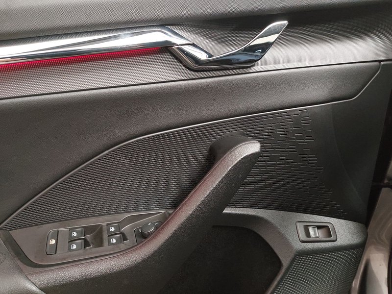 Škoda Octavia Kombi 1.4 TSI iV automatik Style • HUD • Full LED — 5