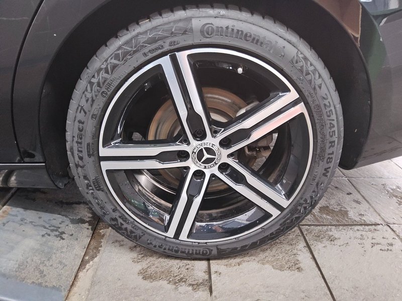 Mercedes-Benz CLA 200 d Shooting Brake automatik Progressive • AHK — 11