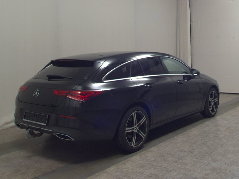 Mercedes-Benz CLA 200 d Shooting Brake automatik Progressive • AHK — 4