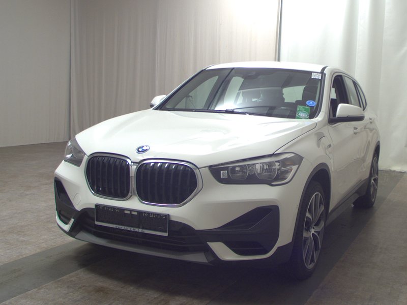 BMW X1 xDrive25e automatik Advantage • HUD • ACC — 2