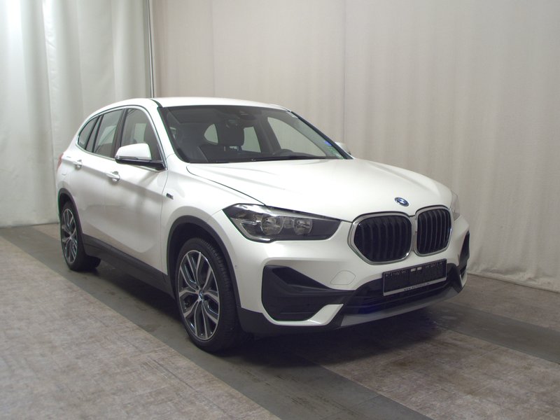 BMW X1 xDrive25e automatik Advantage • HUD • ACC — 3