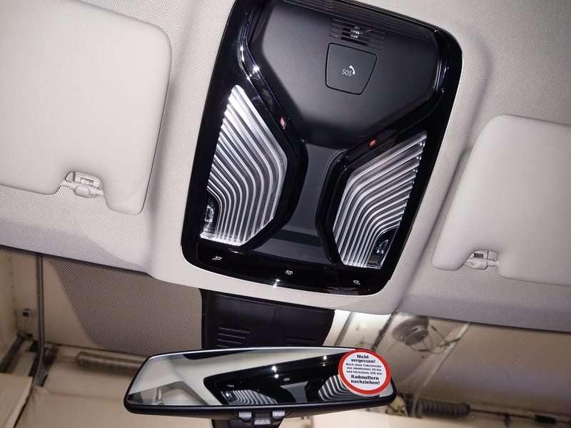 BMW 320d Touring automatik • AHK • HUD — 13