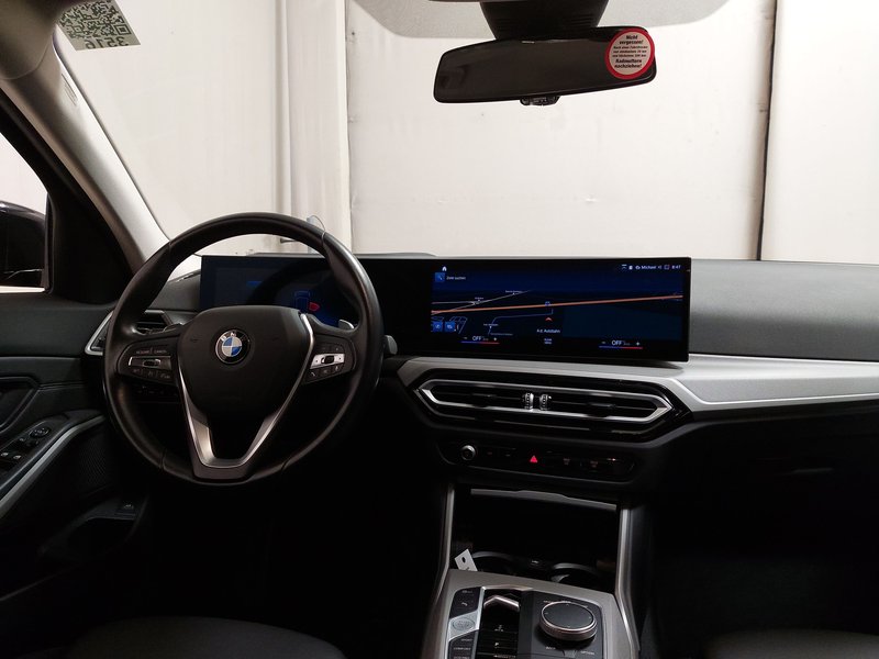 BMW 320d Touring automatik • AHK • HUD — 18