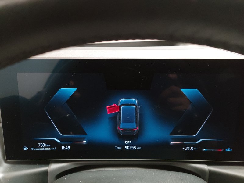 BMW 320d Touring automatik • AHK • HUD — 22