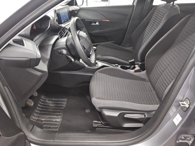 Peugeot 208 1.5 BlueHDI Active • Full LED — 8