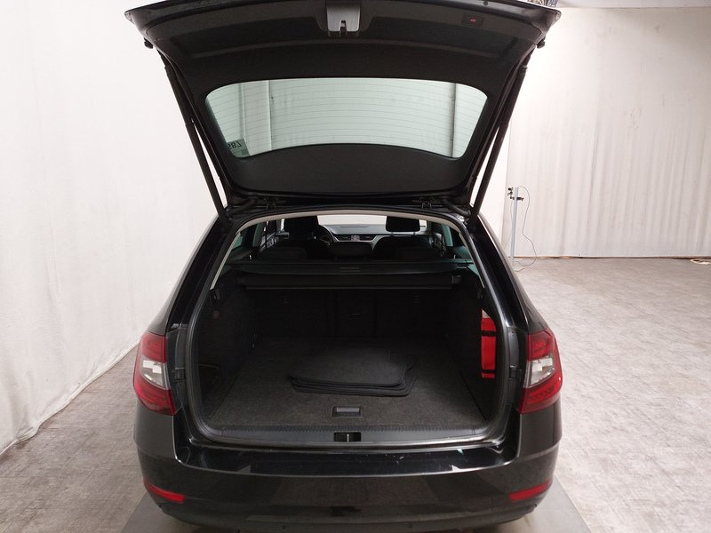 Škoda Octavia Combi 2.0 TDI Soleil • električna vrata prtljažnika • navigacija — 15