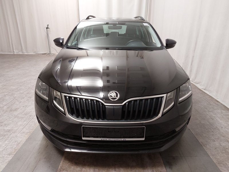 Škoda Octavia Combi 2.0 TDI Soleil • električna vrata prtljažnika • navigacija — 9
