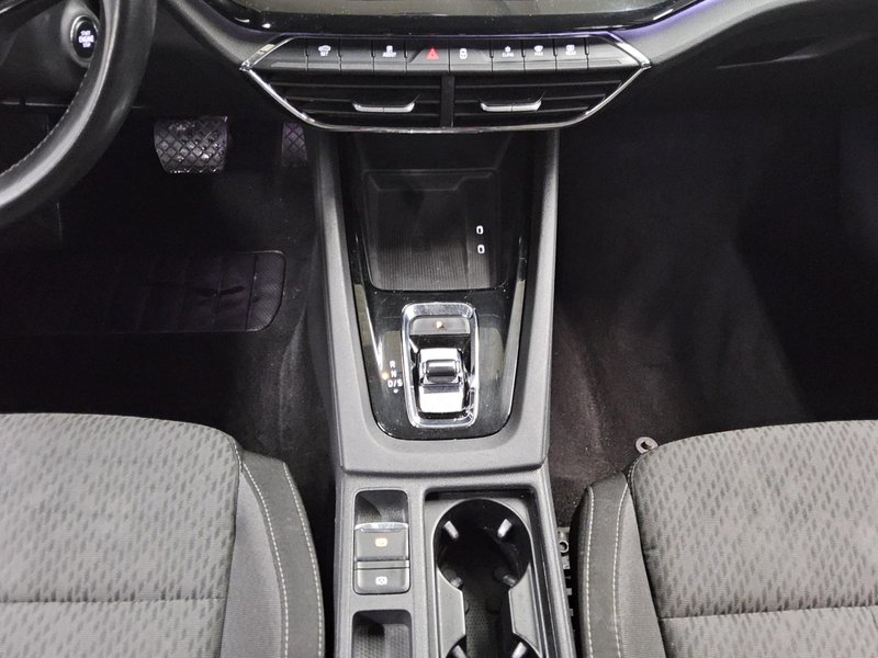 Škoda Octavia Kombi 2.0 TDI automatik Style • ACC • električna peta vrata — 6