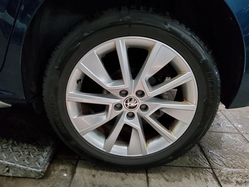 Škoda Kamiq 1.0 TSI automatik Style • ACC • električna vrata prtljažnika — 11