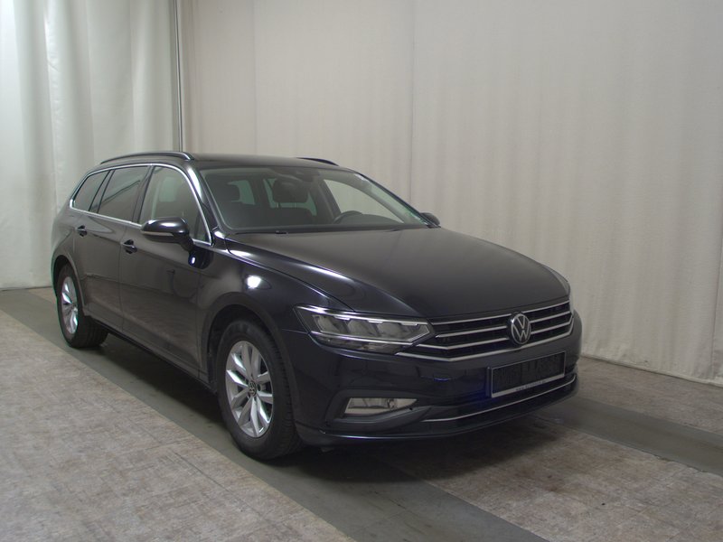 Volkswagen Passat Variant 2.0 TDI automatik Business • ACC • AHK — 3