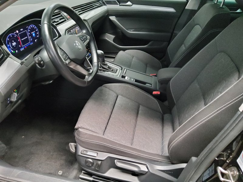 Volkswagen Passat Variant 2.0 TDI automatik Business • ACC • AHK — 9