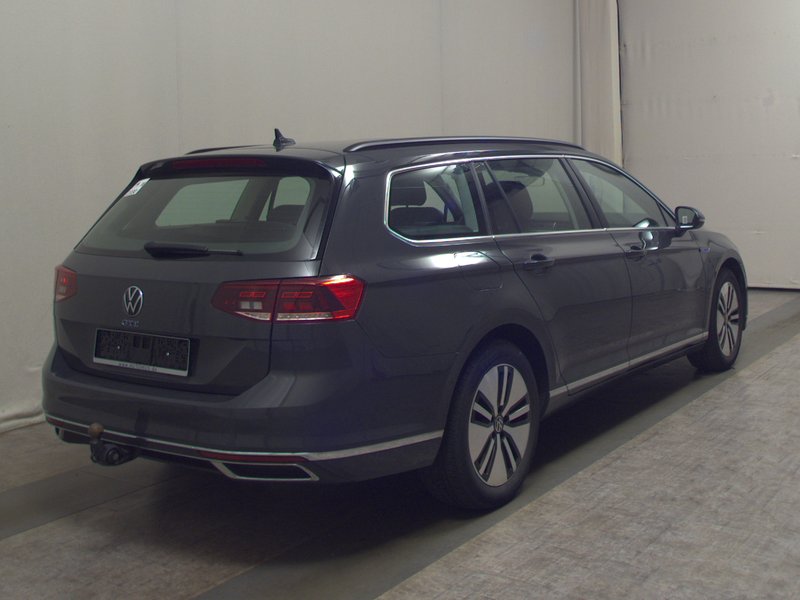 Volkswagen Passat Variant GTE 1.4 TSI automatik • ACC • kuka — 12