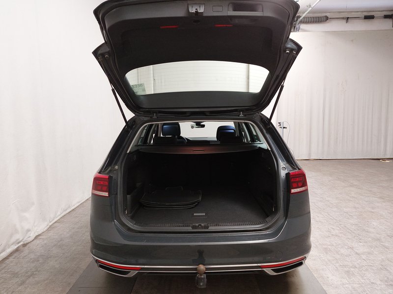 Volkswagen Passat Variant GTE 1.4 TSI automatik • ACC • kuka — 17