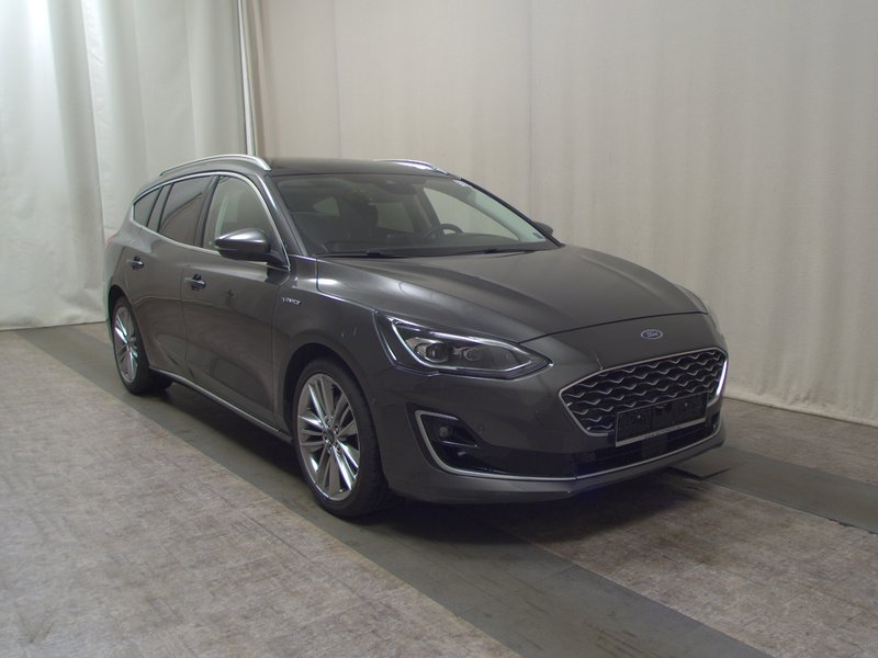 Ford Focus Turnier 1.5 EcoBlue automatik Vignale • ACC • el. peta vrata — 3