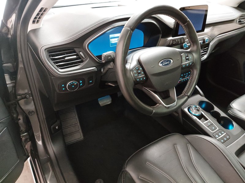 Ford Focus Turnier 1.5 EcoBlue automatik Vignale • ACC • el. peta vrata — 6