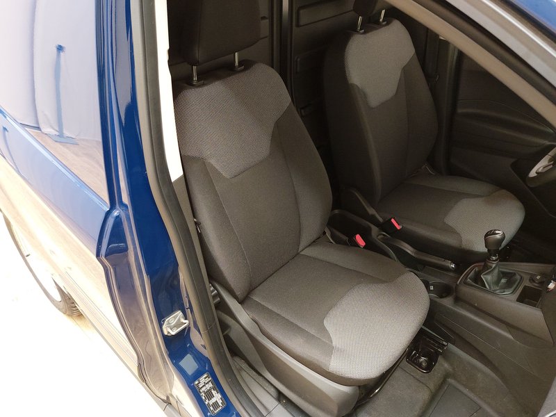 Ford Transit Courier Kasten — 10