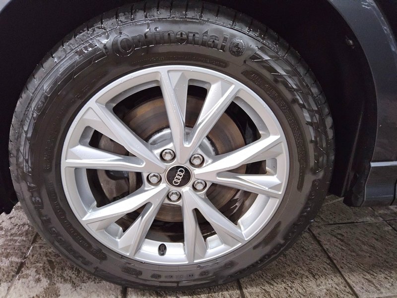 Audi Q3 Sportback 40 TDI automatik S line • Full LED • digitalni instrumenti — 11