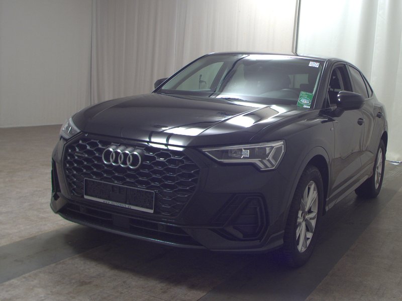 Audi Q3 Sportback 40 TDI automatik S line • Full LED • digitalni instrumenti — 2