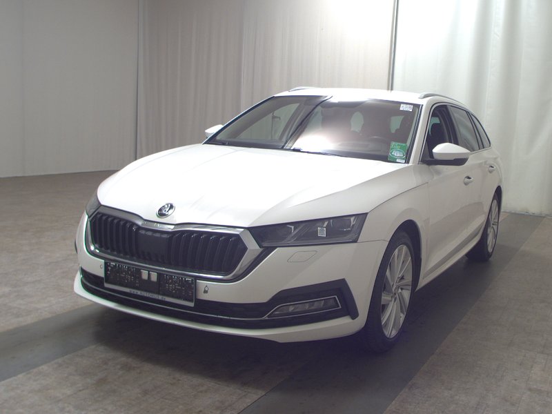 Škoda Octavia Combi 2.0 TSI 4x4 Style automatik • ACC • AHK — 2