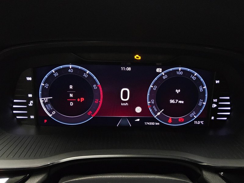 Škoda Octavia Combi 2.0 TSI 4x4 Style automatik • ACC • AHK — 8