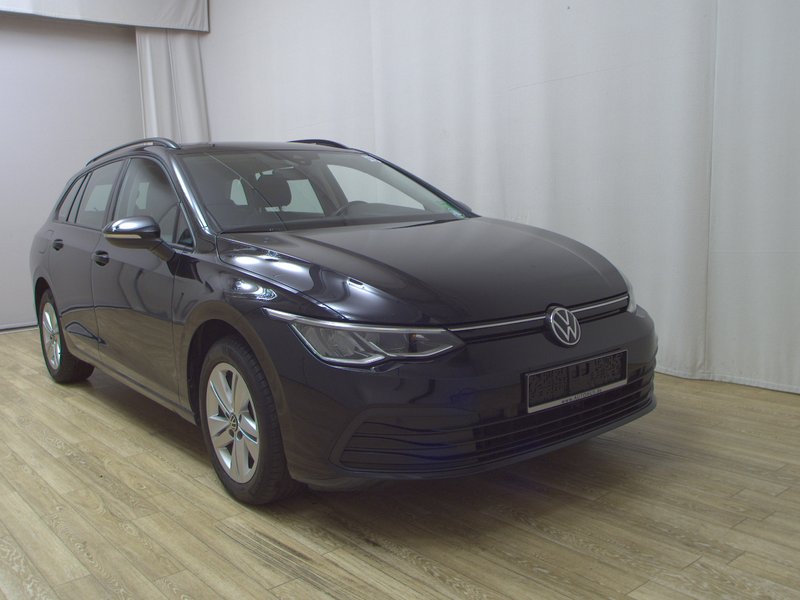 Volkswagen Golf 8 Variant 2.0 TDI automatik Life • ACC • Full LED — 3