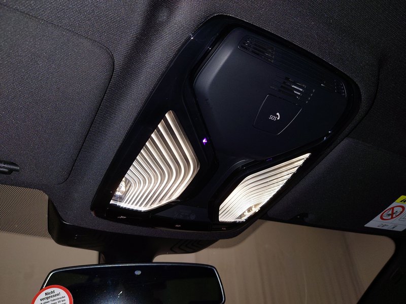 BMW 520d Touring Luxury-Line automatik • ACC • AHK — 13